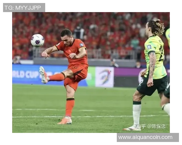 足球明星露鸟事件引发热议球迷与媒体的不同反应与看法